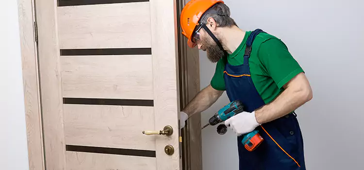 Replace Internal Door Handle with Lock Shawnee